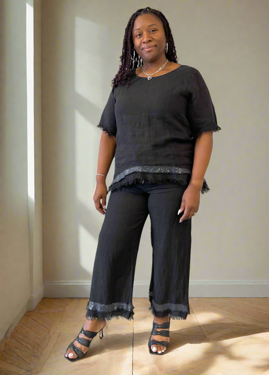 Linen frayed sleeve with sequence trim