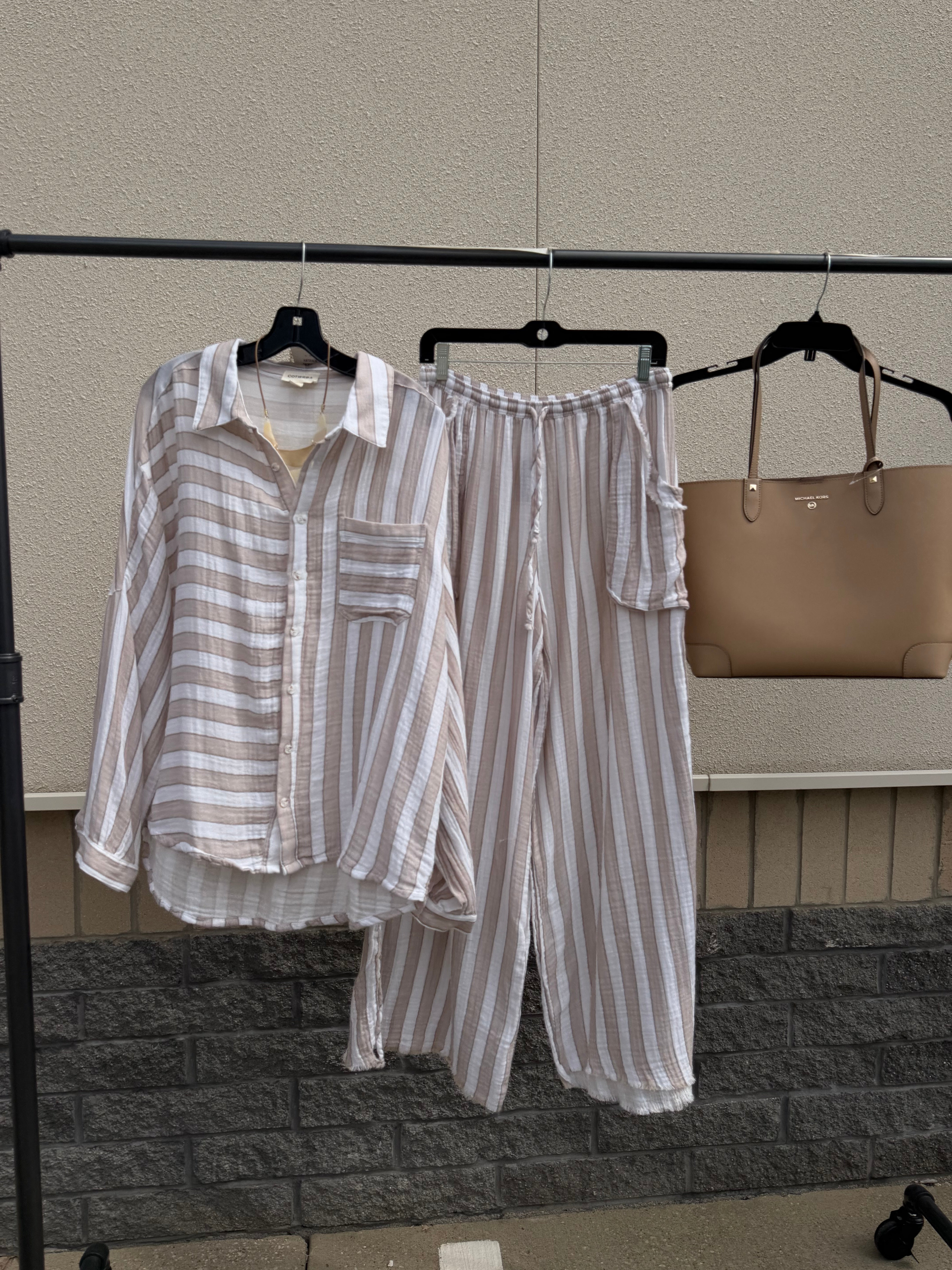 Cream Piped Set