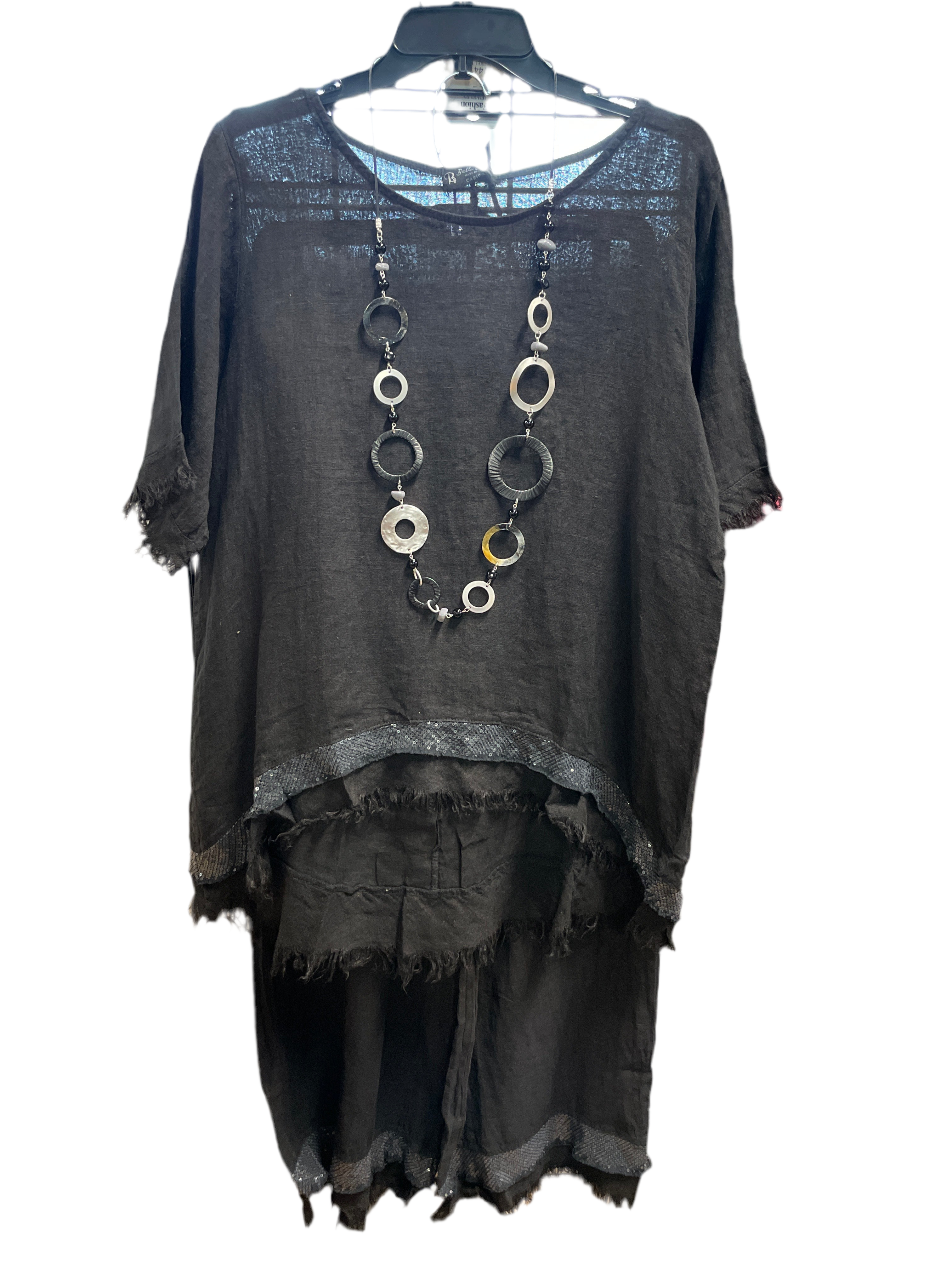 Linen frayed sleeve with sequence trim