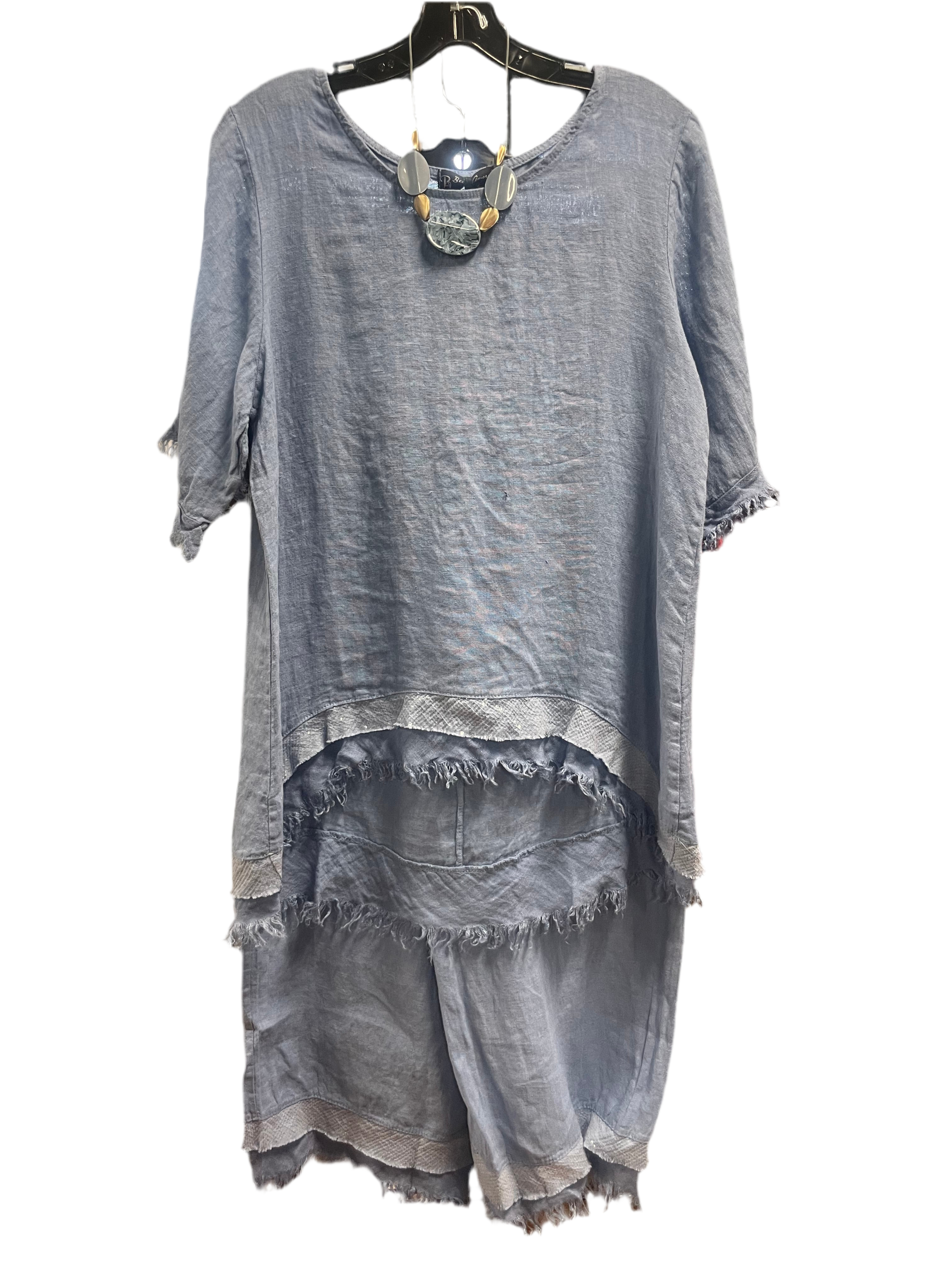 Linen frayed sleeve with sequence trim