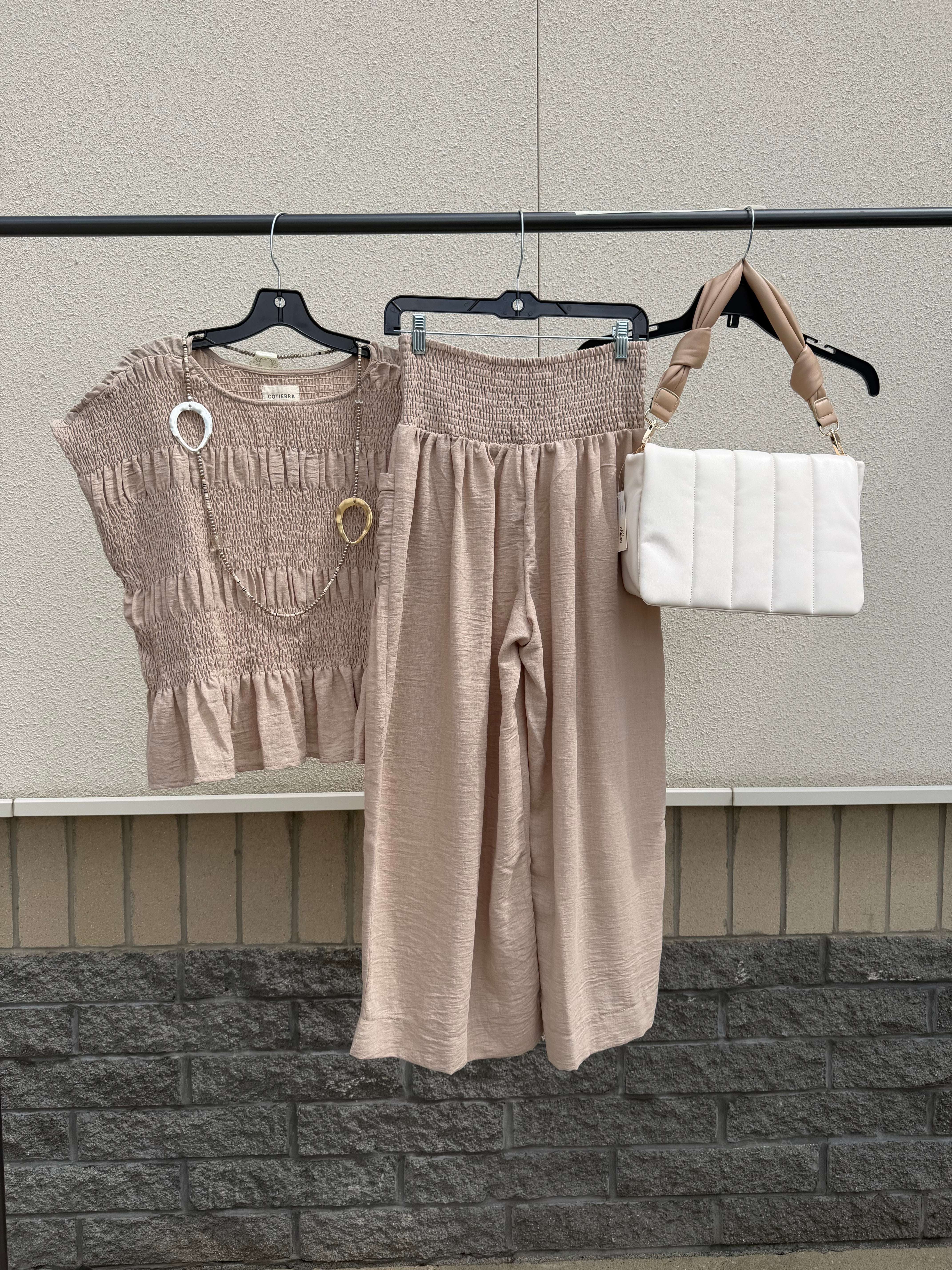 The Biscotti Linen Set